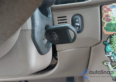 2003 Ford Explorer Limited из США, поврежденный, VIN 1FMZU65W63UC18321